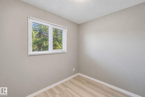 304 Spruce Glen, Spruce Grove, AB 