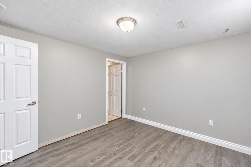304 Spruce Glen, Spruce Grove, AB 