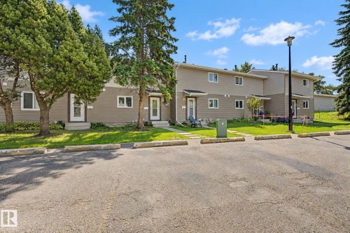 304 Spruce Glen, Spruce Grove, AB 