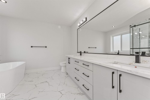 86 Eldridge Point(E), St. Albert, AB - Indoor Photo Showing Bathroom