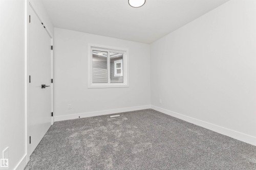 86 Eldridge Point(E), St. Albert, AB - Indoor Photo Showing Other Room