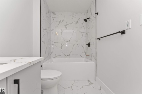 86 Eldridge Point(E), St. Albert, AB - Indoor Photo Showing Bathroom
