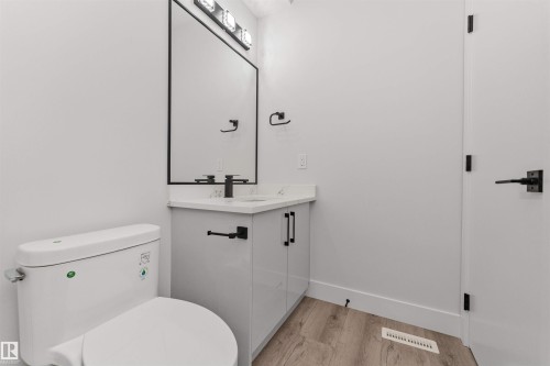 86 Eldridge Point(E), St. Albert, AB - Indoor Photo Showing Bathroom