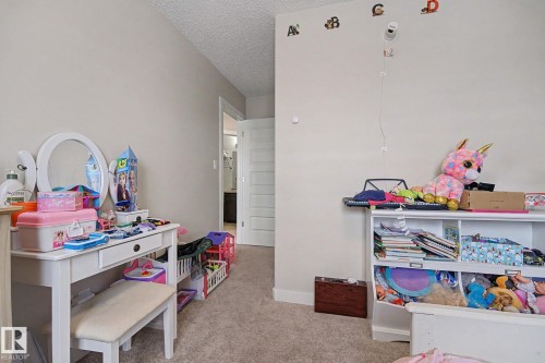 Image quality insufficient for description - 3343 Weidle Way Sw, Edmonton, AB 