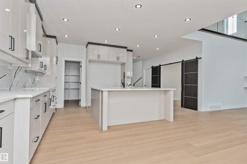 103 Eldridge Point(E), St. Albert, AB - Indoor Photo Showing Kitchen