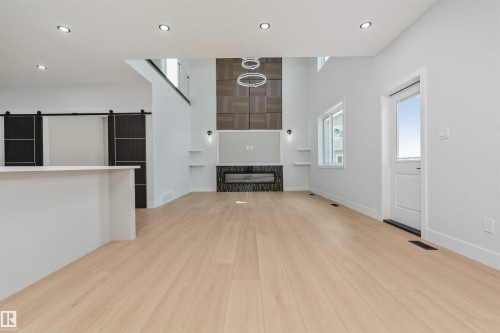 103 Eldridge Point(E), St. Albert, AB - Indoor