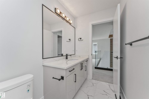 103 Eldridge Point(E), St. Albert, AB - Indoor Photo Showing Bathroom