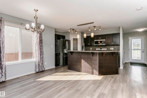 9503 213 Street Nw, Edmonton, AB 