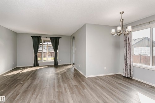 9503 213 Street Nw, Edmonton, AB 
