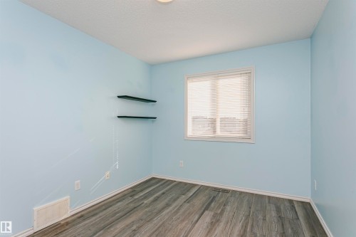 9503 213 Street Nw, Edmonton, AB 