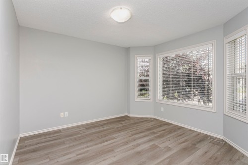 9503 213 Street Nw, Edmonton, AB 
