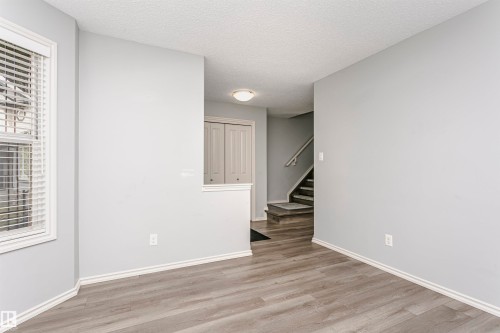 9503 213 Street Nw, Edmonton, AB 