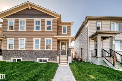 1229 Stoneside Road   Sherwood Park, AB T8H 3A4