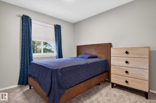 15174 22 Street Nw, Edmonton, AB - Indoor Photo Showing Bedroom