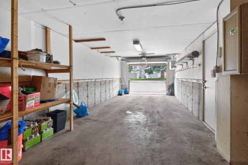 15174 22 Street Nw, Edmonton, AB - Indoor Photo Showing Garage