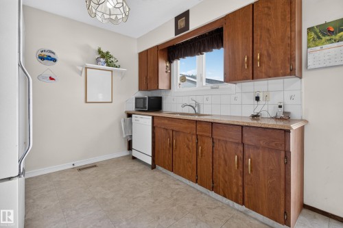 14546 19 Street Nw, Edmonton, AB 