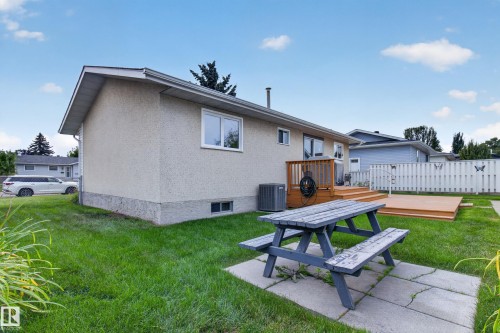 14546 19 Street Nw, Edmonton, AB 