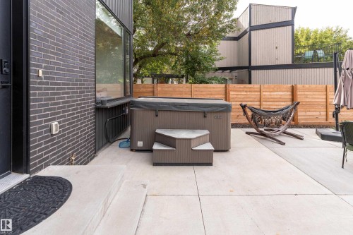 10138 90 Street Nw, Edmonton, AB 