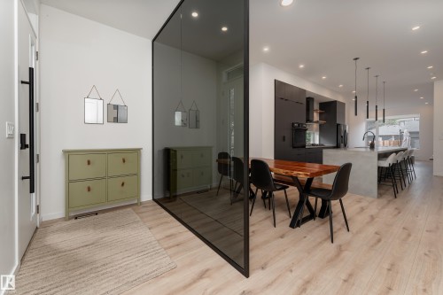 10138 90 Street Nw, Edmonton, AB 