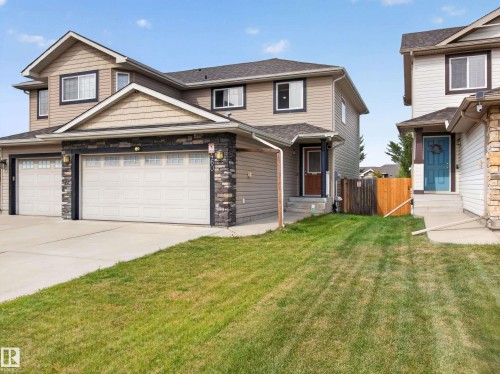 460 CHARLOTTE Crescent   Sherwood Park, AB T8H 0K7