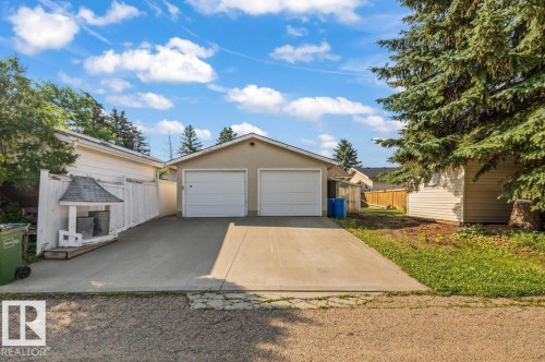 6708 31 Avenue Nw, Edmonton, AB - Outdoor