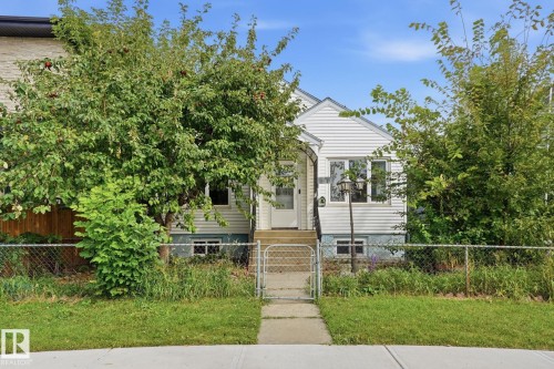 10917 96 Street NW  Edmonton, AB T5H 2K4