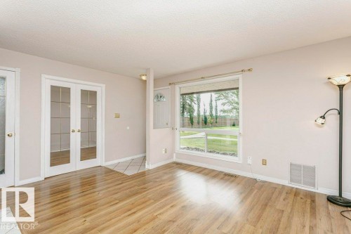 2083 Saddleback Road Nw, Edmonton, AB 