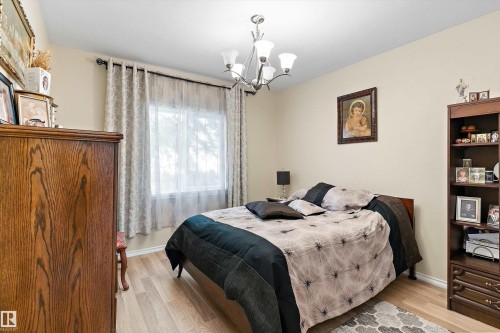 11911 70 Street Nw, Edmonton, AB 