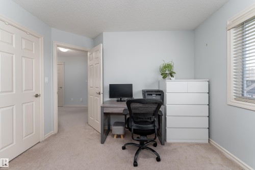 6736 19 Avenue Sw, Edmonton, AB 