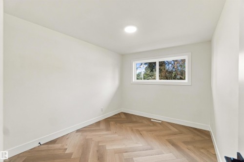 13203 136A Avenue Nw, Edmonton, AB 
