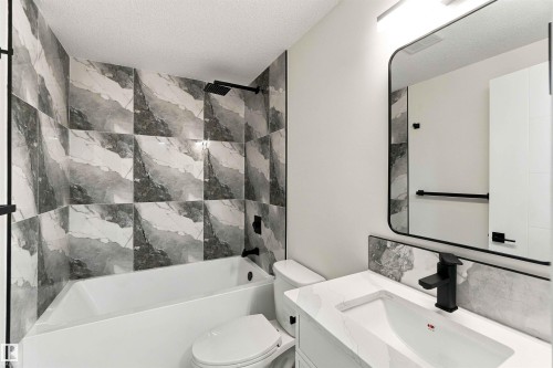 13203 136A Avenue Nw, Edmonton, AB 