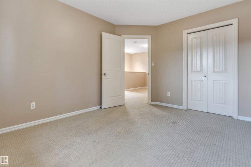 7743 8 Avenue Sw, Edmonton, AB - Indoor Photo Showing Other Room
