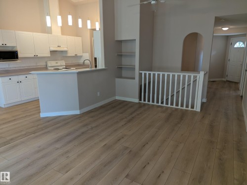 211 Youville Drive Nw, Edmonton, AB - Indoor Photo Showing Kitchen