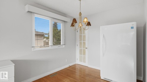 10440 36 Avenue Nw, Edmonton, AB 