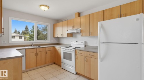10440 36 Avenue Nw, Edmonton, AB 