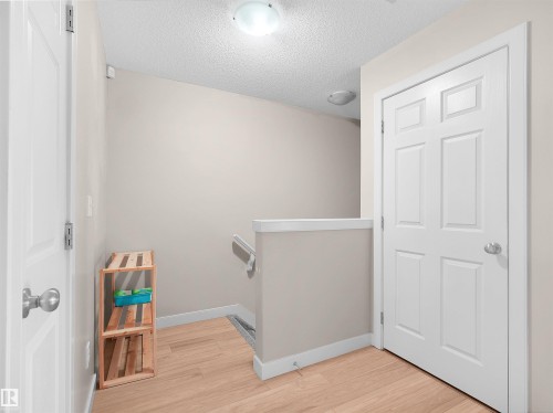 2512 Anderson Way Sw, Edmonton, AB - Indoor Photo Showing Other Room