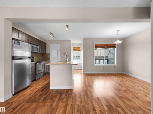 2512 Anderson Way Sw, Edmonton, AB - Indoor Photo Showing Kitchen With Stainless Steel Kitchen