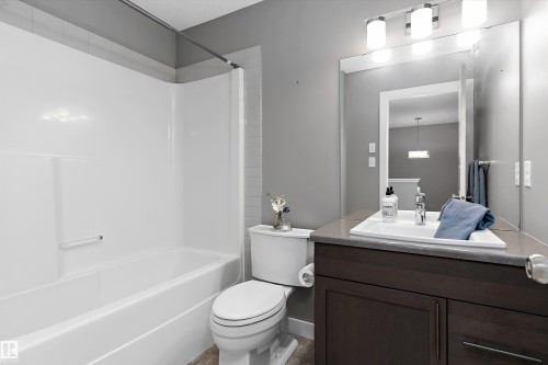 948 Morris Way, Leduc, AB 