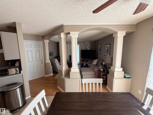 10 Weston Court, Spruce Grove, AB - Indoor Photo Showing Other Room
