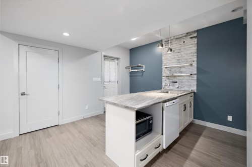 11534 122 Street Nw, Edmonton, AB 