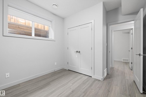 11534 122 Street Nw, Edmonton, AB 