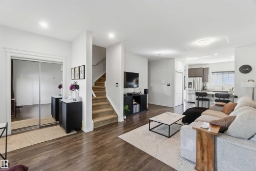 2689 Sir Arthur Currie Way Nw, Edmonton, AB 