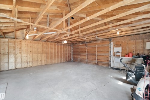 6920 152A Avenue Nw, Edmonton, AB 