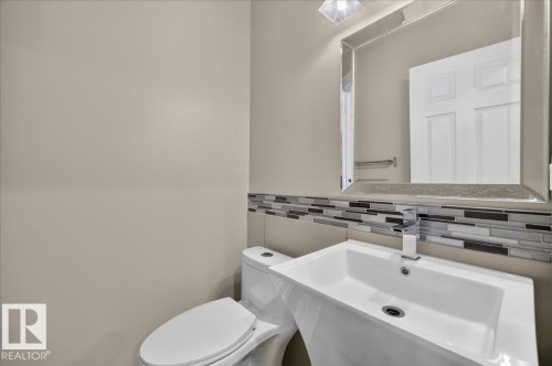 7947 79 Avenue Nw, Edmonton, AB 
