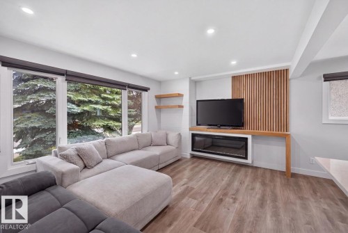 9516 52 Street Nw, Edmonton, AB 