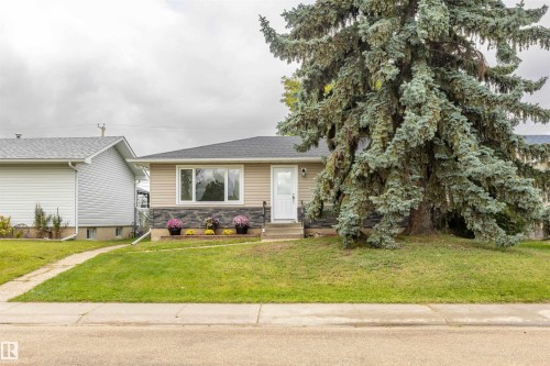 9908 99 Street   Morinville, AB T8R 1G5
