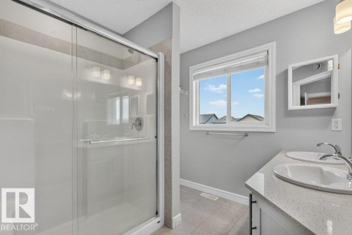 1064 Cy Becker Road Nw, Edmonton, AB - Indoor Photo Showing Bathroom