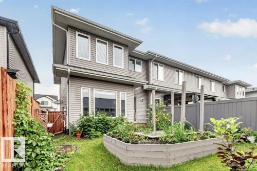 1064 Cy Becker Road Nw, Edmonton, AB - Outdoor