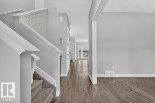 1064 Cy Becker Road Nw, Edmonton, AB - Indoor Photo Showing Other Room