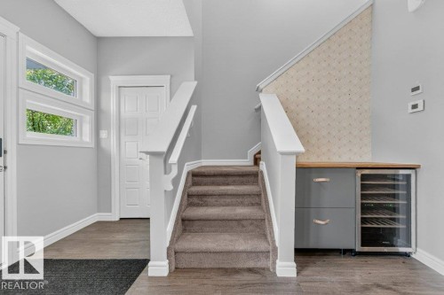 1064 Cy Becker Road Nw, Edmonton, AB - Indoor Photo Showing Other Room